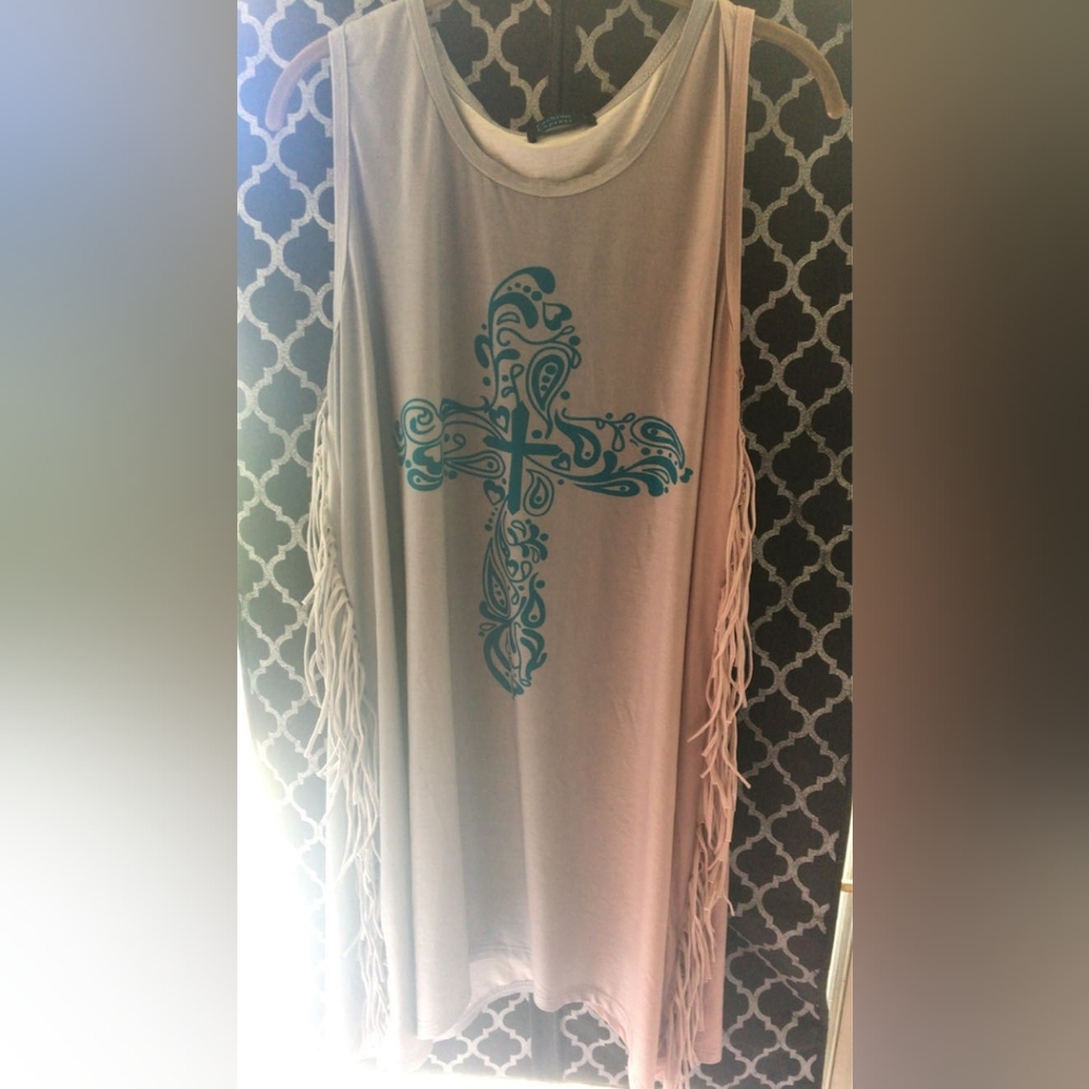 Express Two-Tone Gray and Cream Tee